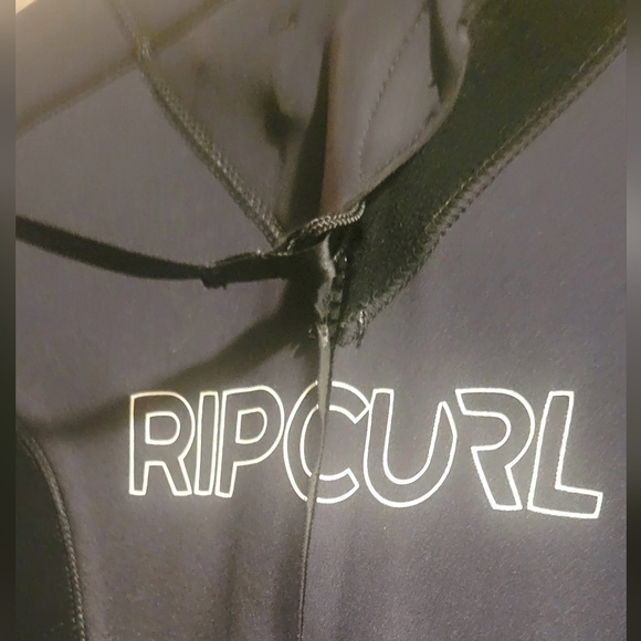Nwot  Ripcurl mens XL wetsuit - Picture 6 of 10